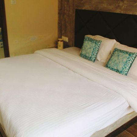 Banikhet Hotel White Cloud מראה חיצוני תמונה